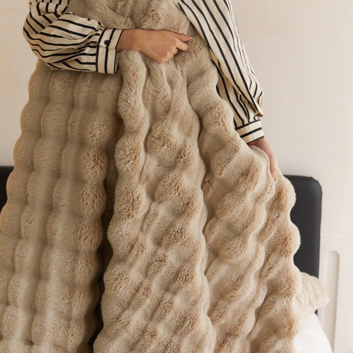 Luxe Fluffy Deken - Emmey | Luxe Woondeken
